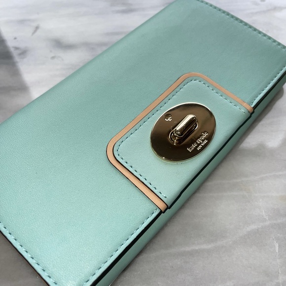 NEW Kate Spade wallet clutch - Picture 1 of 7
